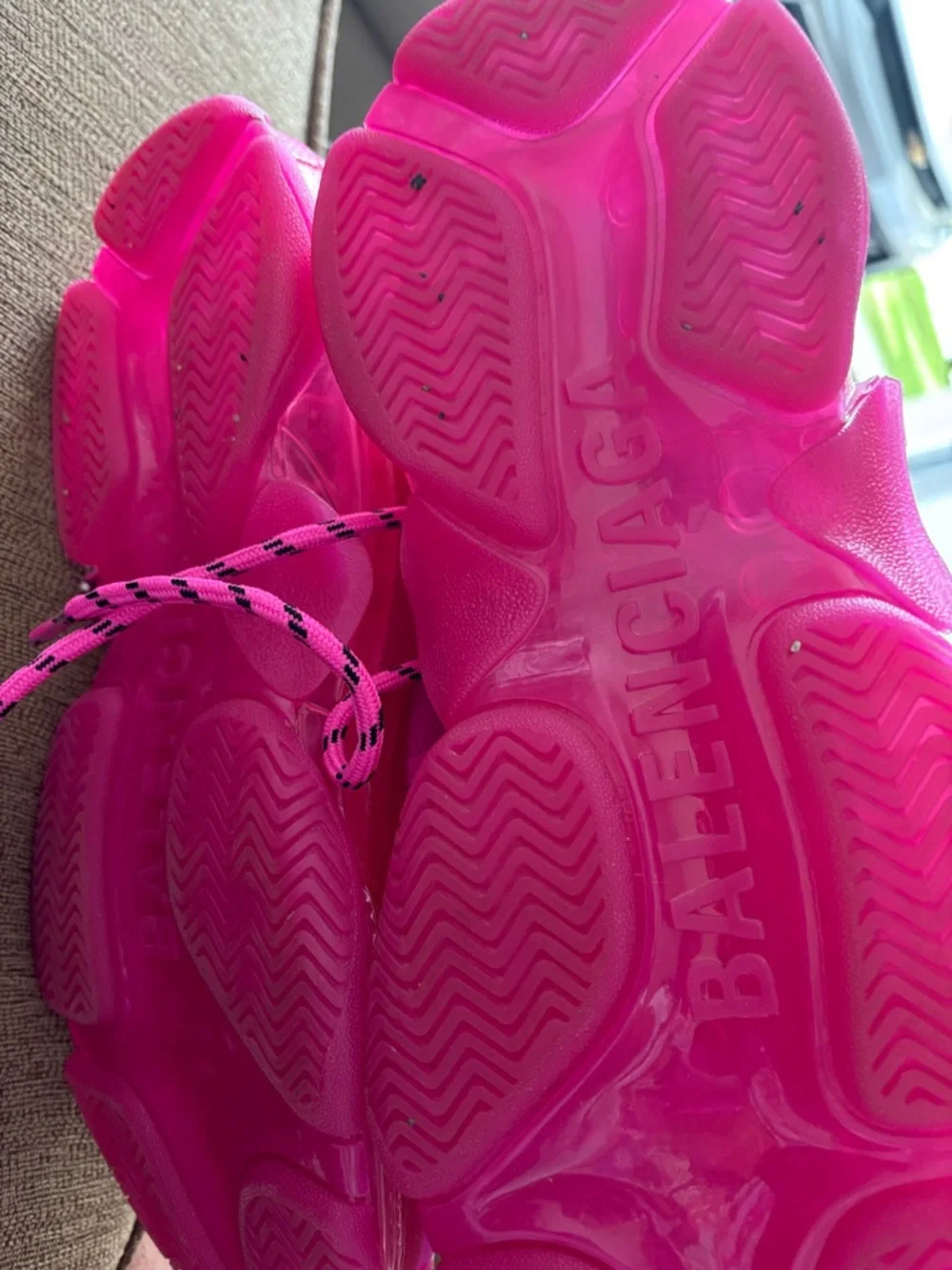 Balenciaga Hot Pink Chunky Athletic Sneakers - Picture 4 of 4